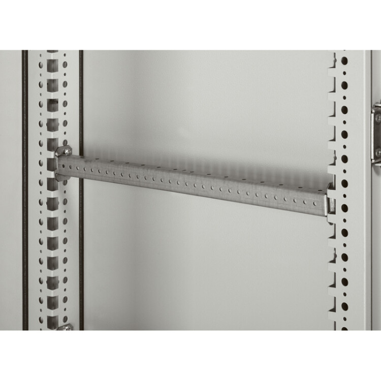 Траверс перфорированный горизонтальный - для шкафов Altis шириной/глубиной 600 мм | 048016 | Legrand