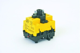 Выключатель нагрузки трёхполюсный с установк. на монтажн.плату на 32А | AE3203B | DKC