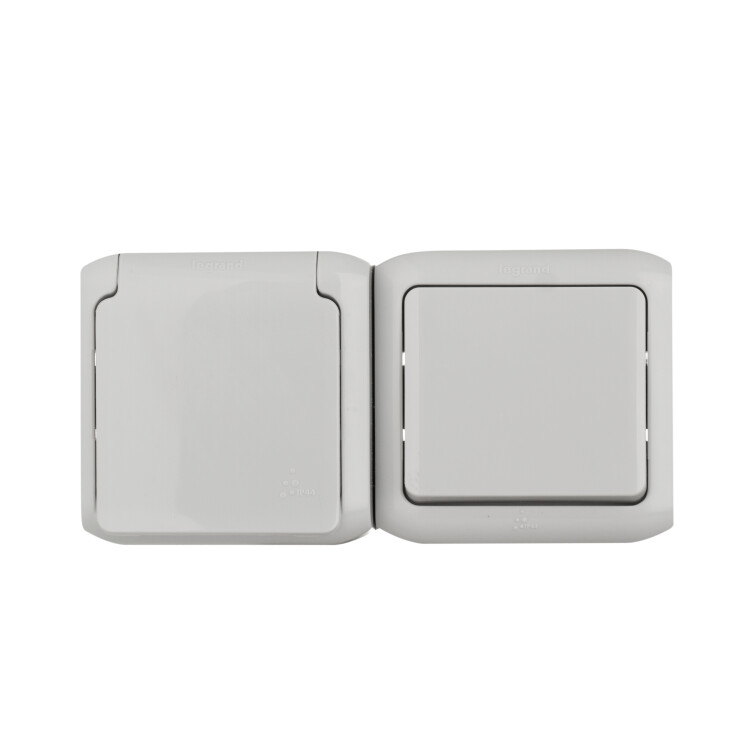 Quteo Серый Блок Выключатель 1-кл+роз с/з с шт IP44 | 782348 | Legrand