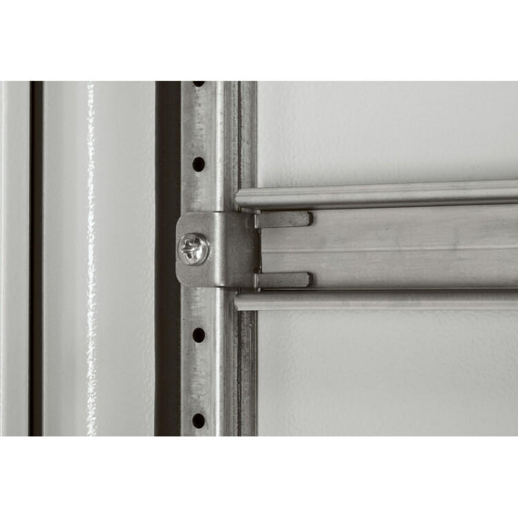 DIN-рейка на дверь - для шкафов Altis с дверью шириной 800 мм | 047716 | Legrand